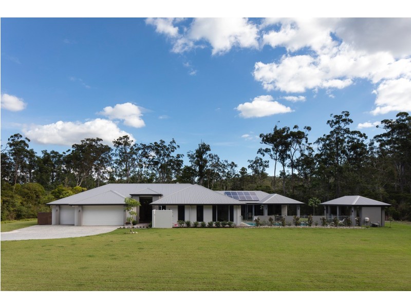 606 Calanthe Avenue, Doonan QLD 4562