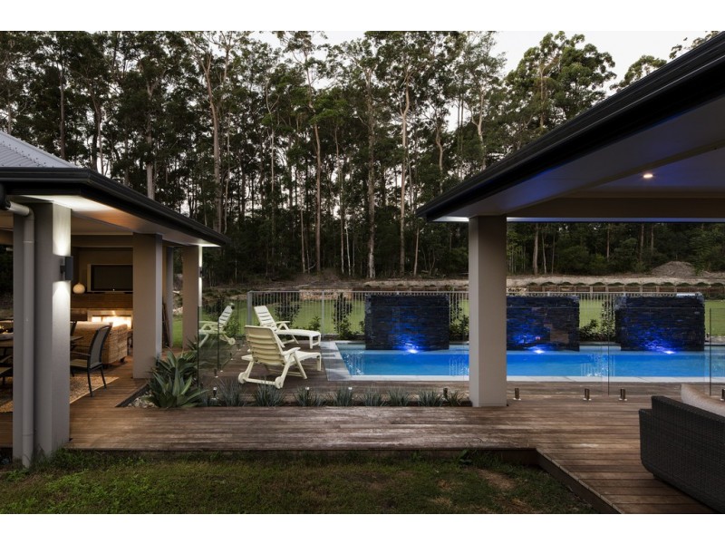 606 Calanthe Avenue, Doonan QLD 4562