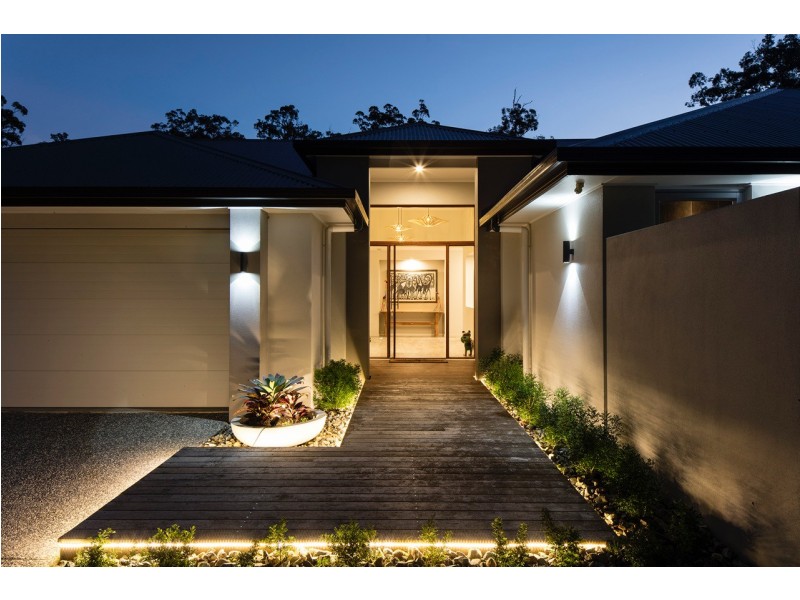 606 Calanthe Avenue, Doonan QLD 4562