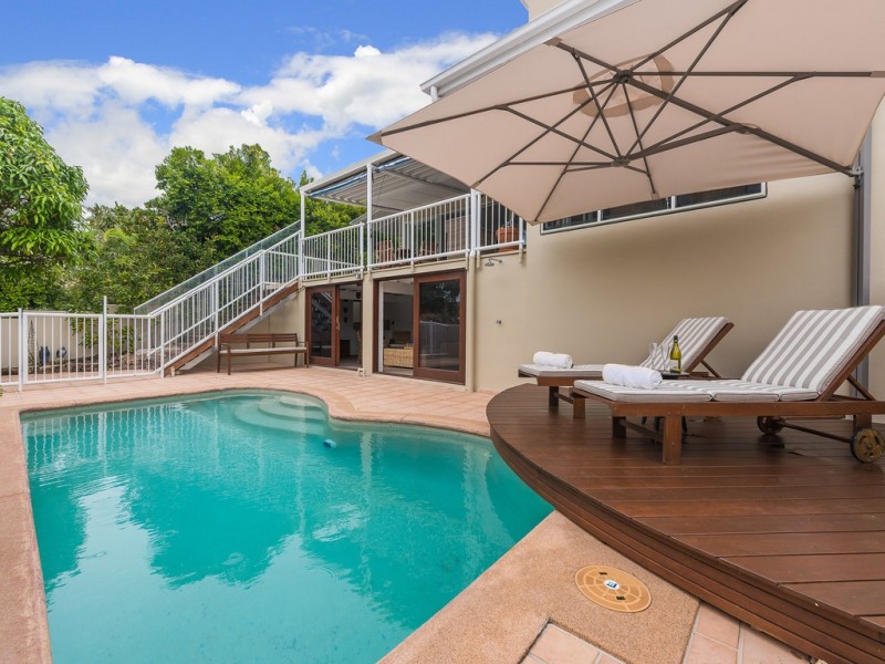 8 Tangmere Court, Noosa Heads QLD 4567