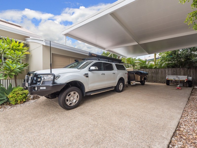8 Tangmere Court, Noosa Heads QLD 4567