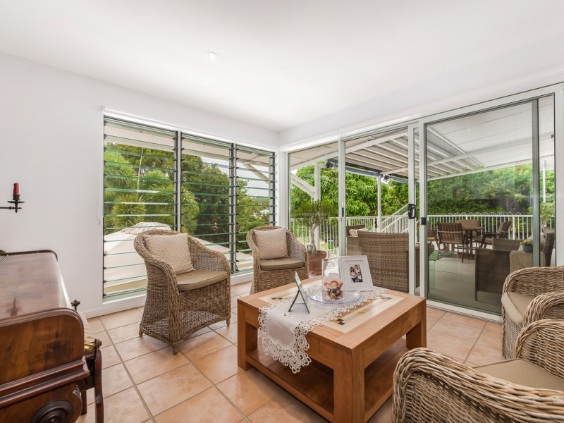 8 Tangmere Court, Noosa Heads QLD 4567