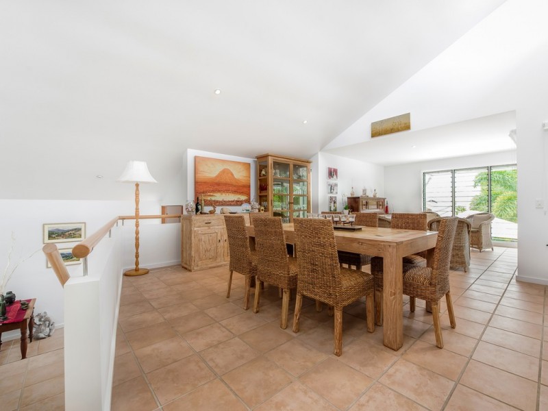 8 Tangmere Court, Noosa Heads QLD 4567