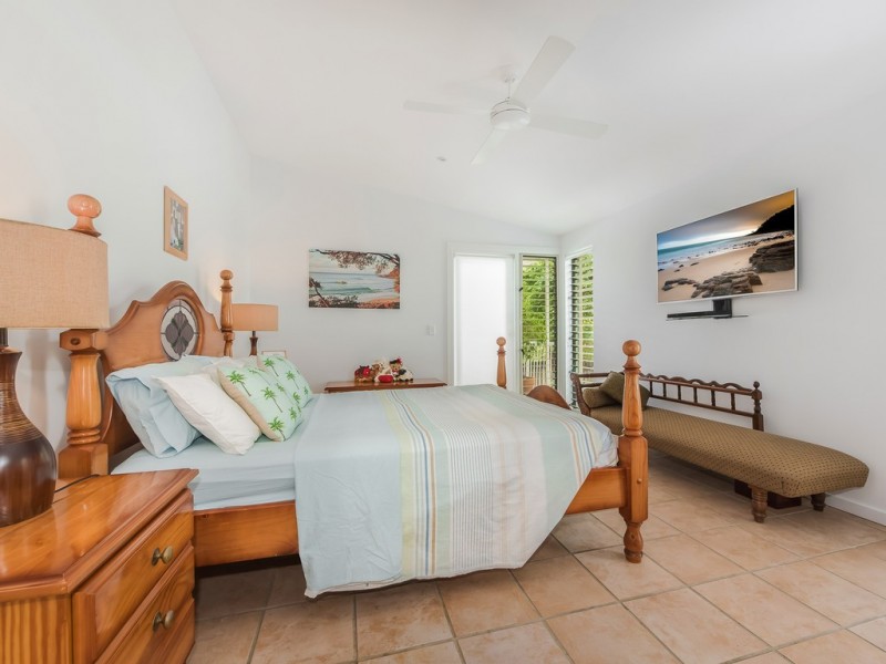 8 Tangmere Court, Noosa Heads QLD 4567