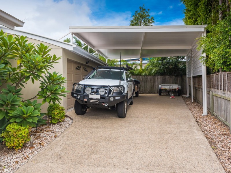 8 Tangmere Court, Noosa Heads QLD 4567
