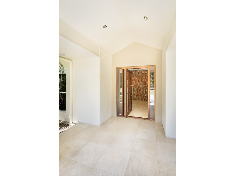 101 Silverwood Drive, Cooroibah QLD 4565