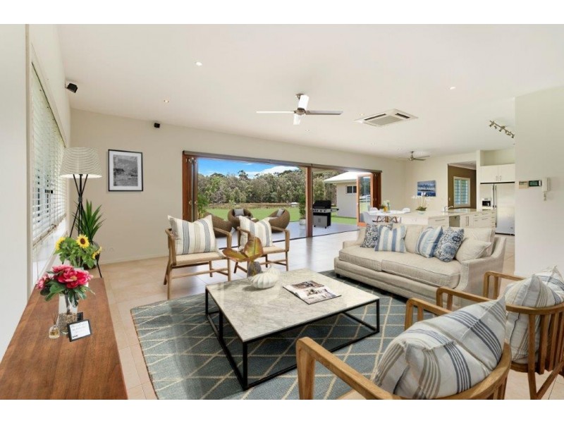 101 Silverwood Drive, Cooroibah QLD 4565