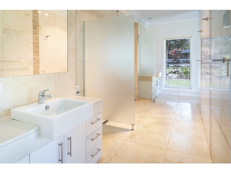 101 Silverwood Drive, Cooroibah QLD 4565