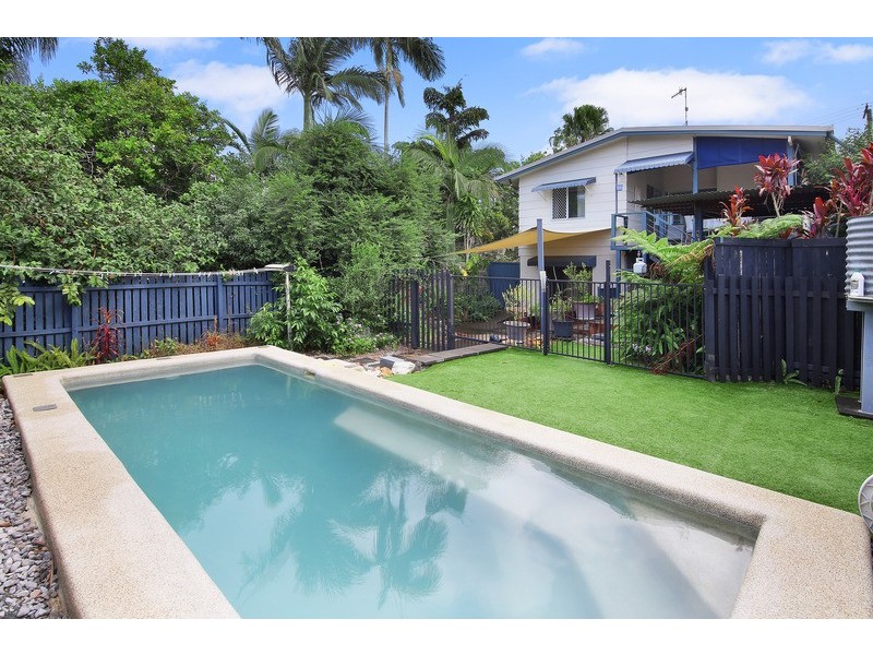17 Hendry Street, Tewantin QLD 4565