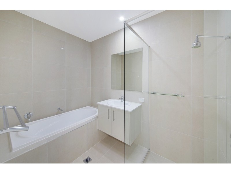9 and 9A KWILA CRESCENT, Peregian Springs QLD 4573