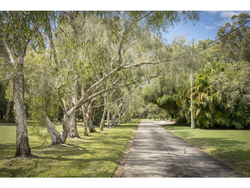 52 Silverwood Drive, Cooroibah QLD 4565