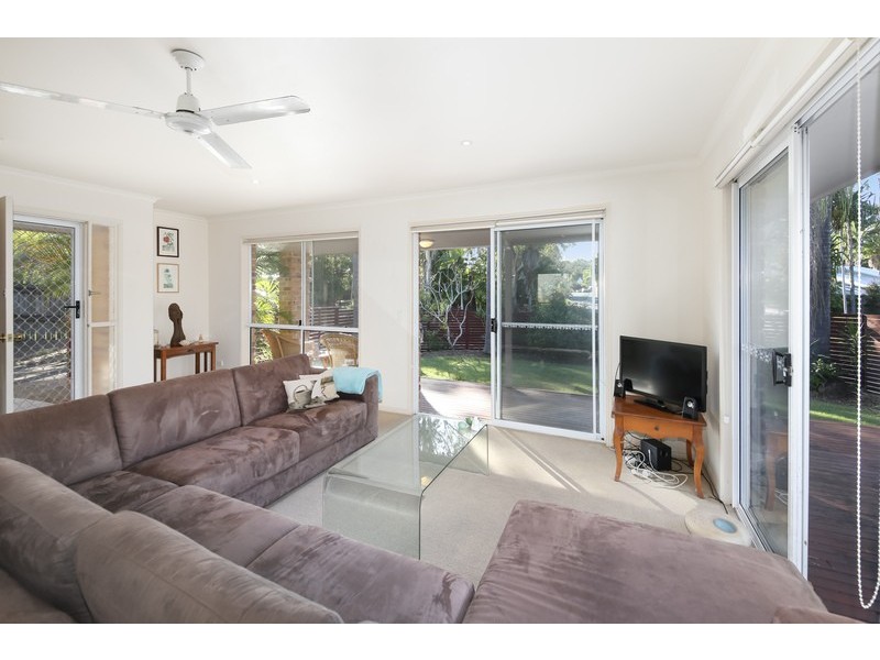 24 Woolumba Street, Tewantin QLD 4565