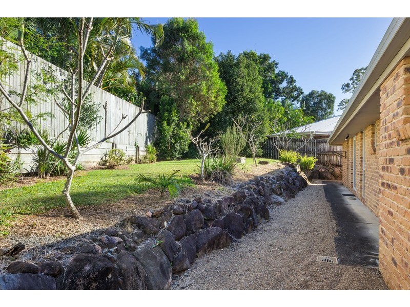 24 Woolumba Street, Tewantin QLD 4565