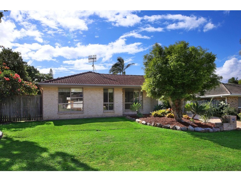 16 Gooloi Crt, Tewantin QLD 4565