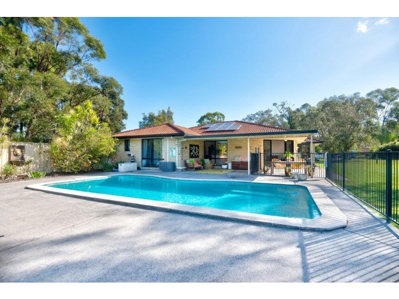 62 Edington Drive, Cooroibah QLD 4565