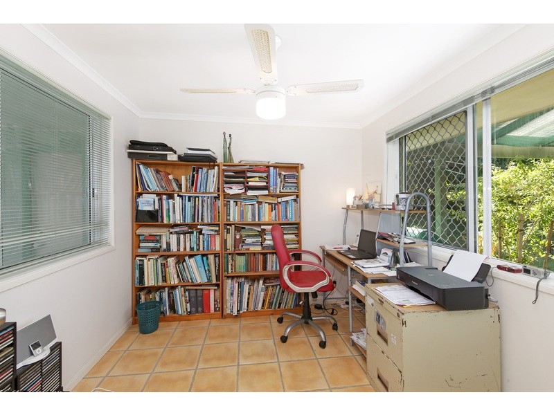 21 Lake Entrance Boulevard, Noosaville QLD 4566