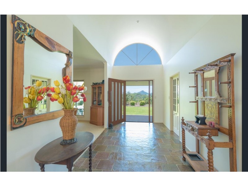 304 Cooroy Belli Creek Rd, Cooroy QLD 4563