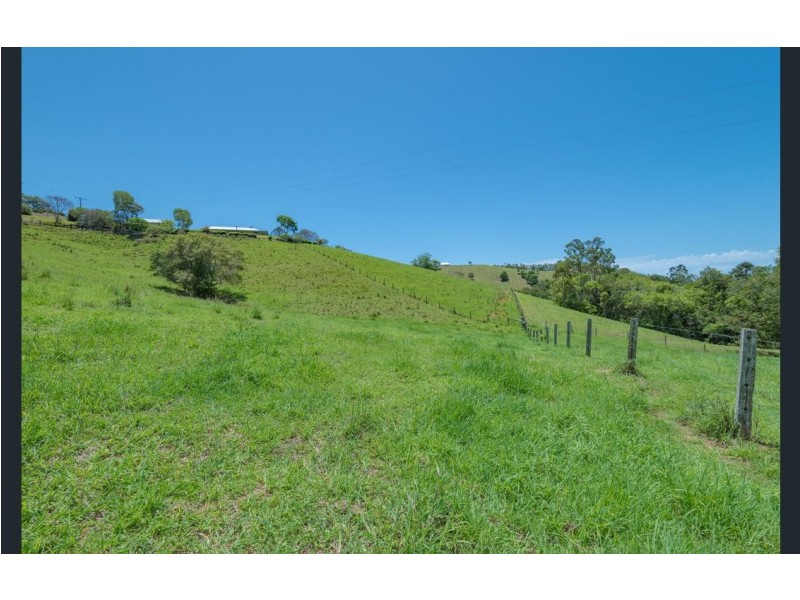 304 Cooroy Belli Creek Rd, Cooroy QLD 4563
