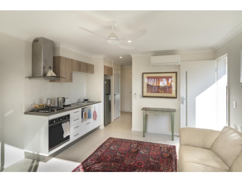 8 Silver Gull Crescent, Peregian Springs QLD 4573