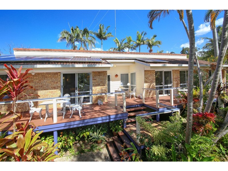 6 Outlook Drive, Tewantin QLD 4565