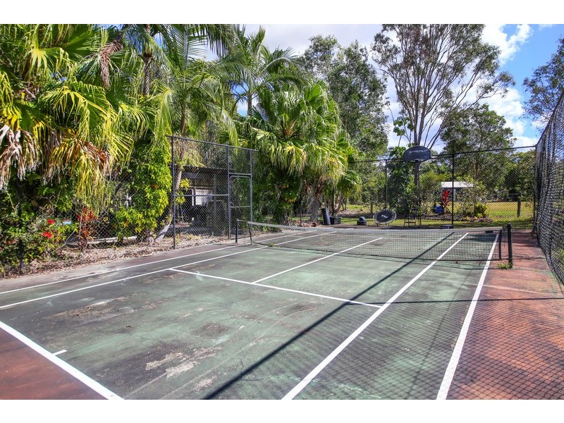 1 Woodhaven Way, Cooroibah QLD 4565