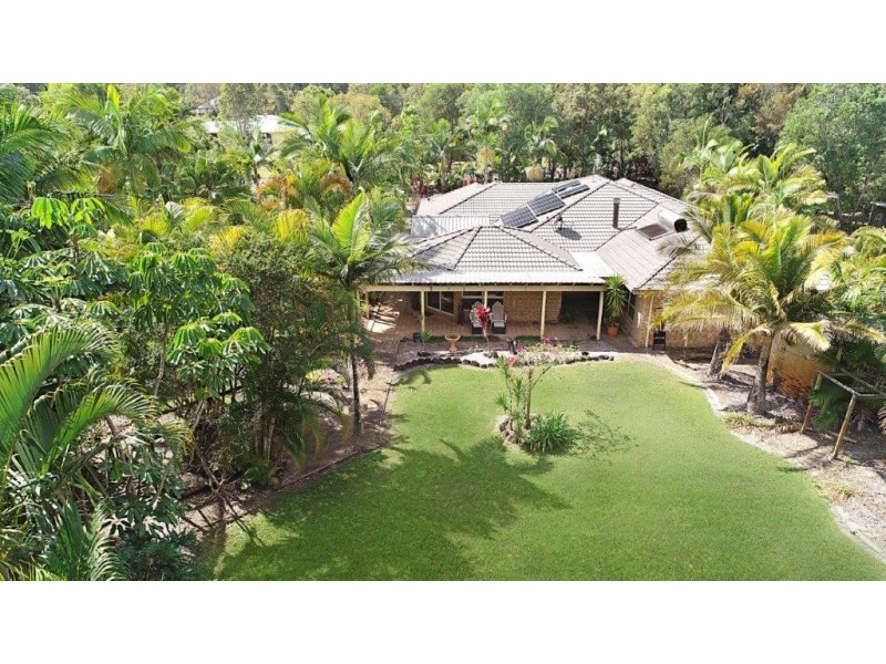 1 Woodhaven Way, Cooroibah QLD 4565