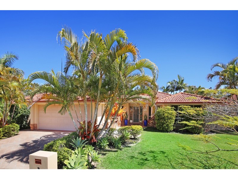 13 Dun Street, Tewantin QLD 4565