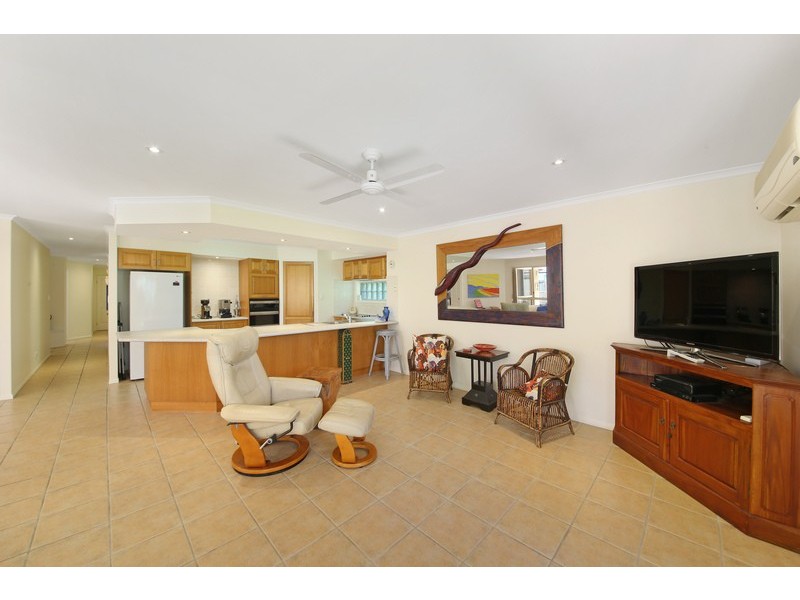 13 Dun Street, Tewantin QLD 4565