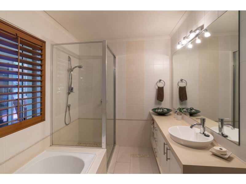 32 Read Street, Tewantin QLD 4565