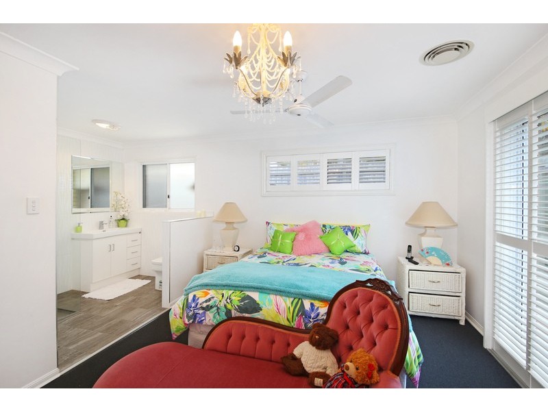 2 Doolan Ct, Noosaville QLD 4566