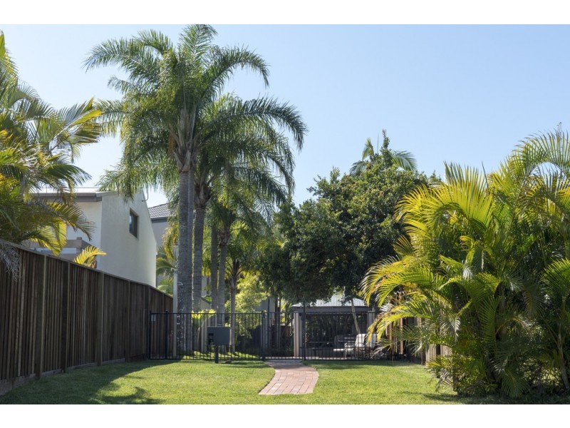 Unit 4, 81 Noosa Parade, Noosa Heads QLD 4567