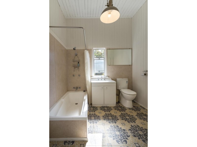 21 RECTORY STREET, Pomona QLD 4568