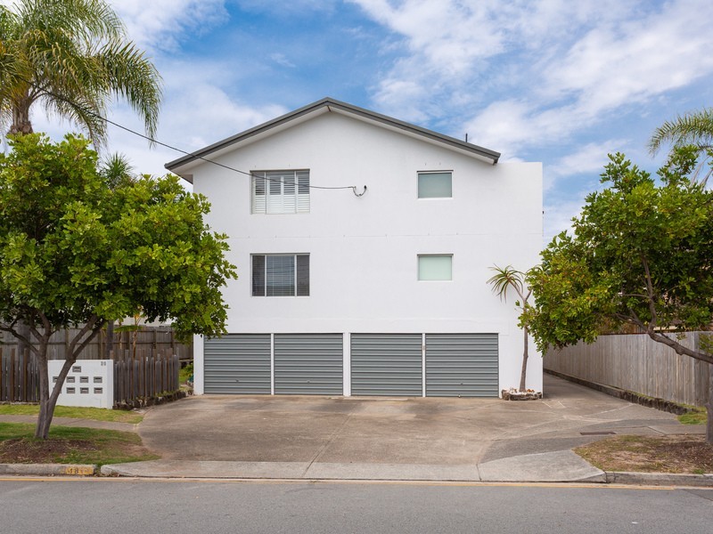 2/20 Tamborine Street, Mermaid Beach QLD 4218