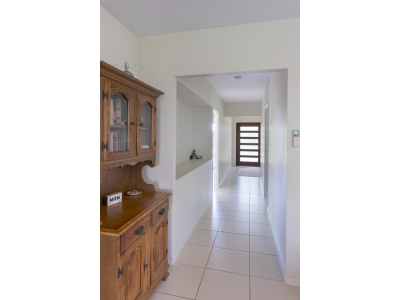 8 GOLDENBELL PLACE, Peregian Springs QLD 4573
