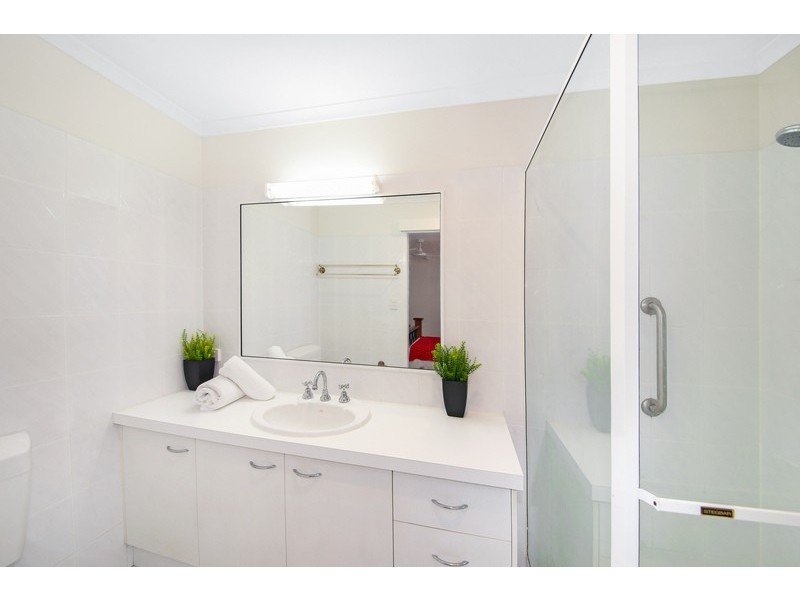 63 Griffith Ave, Tewantin QLD 4565