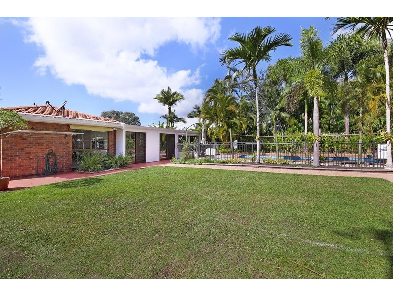 63 Griffith Ave, Tewantin QLD 4565