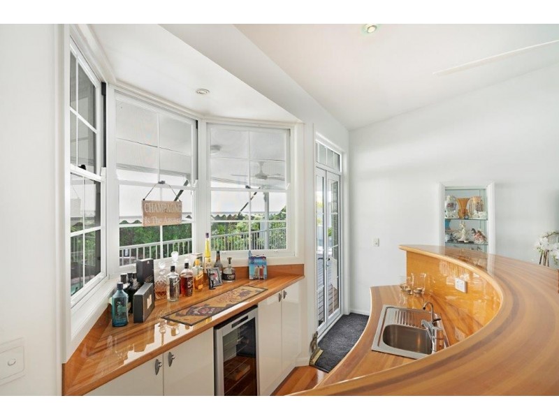 48 Ward Street, Tewantin QLD 4565