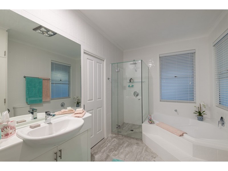 48 Ward Street, Tewantin QLD 4565