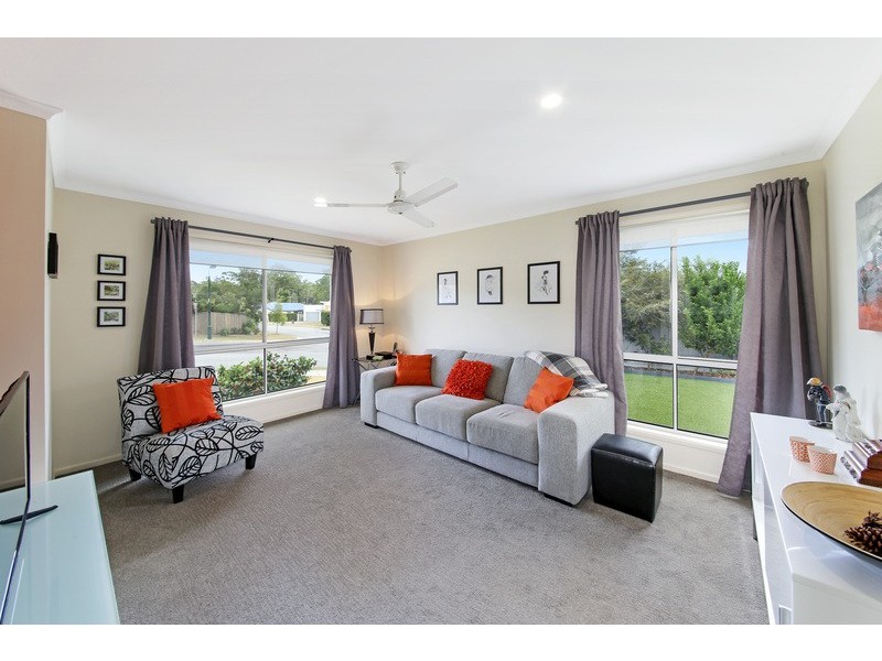 10 Shire Drive, Noosaville QLD 4566