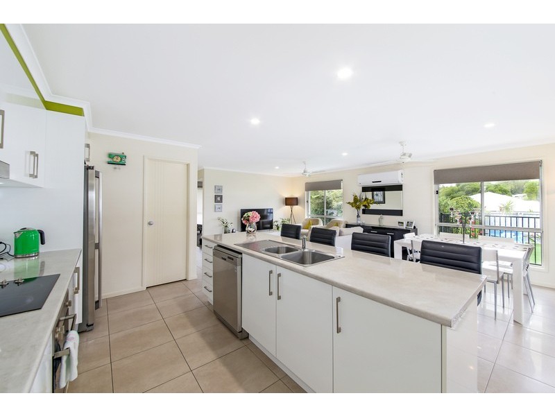 10 Shire Drive, Noosaville QLD 4566