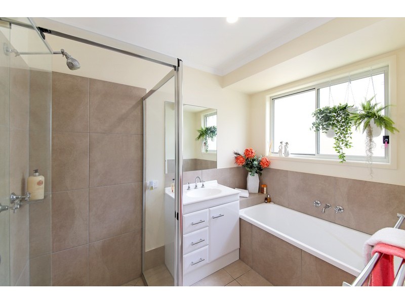 10 Shire Drive, Noosaville QLD 4566