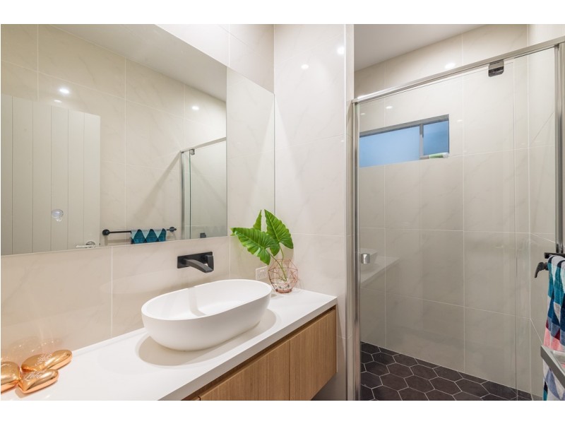 7 BLUE GUM ROAD, Noosa Heads QLD 4567