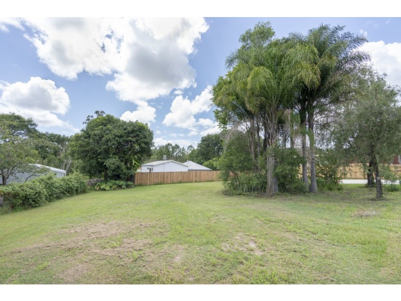 120 Elm Street, Cooroy QLD 4563