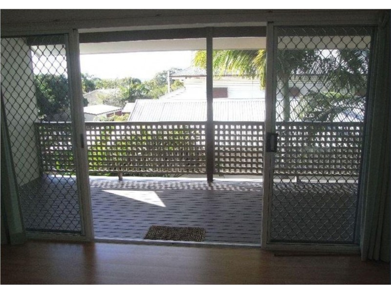 2/48 Poinciana Avenue, Tewantin QLD 4565