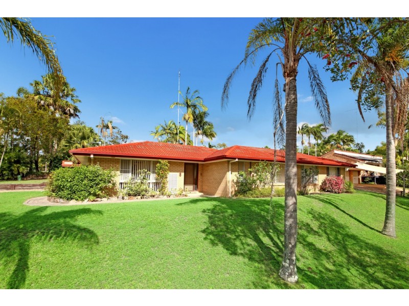 8 Outlook Drive, Tewantin QLD 4565
