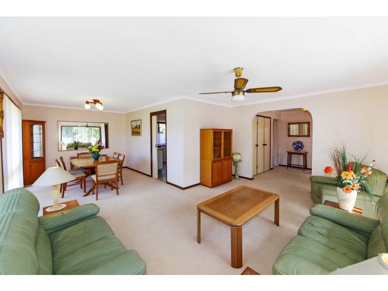 8 Outlook Drive, Tewantin QLD 4565