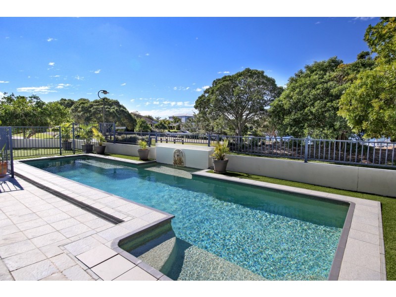 50 KALOWENDHA AVENUE, Pelican Waters QLD 4551