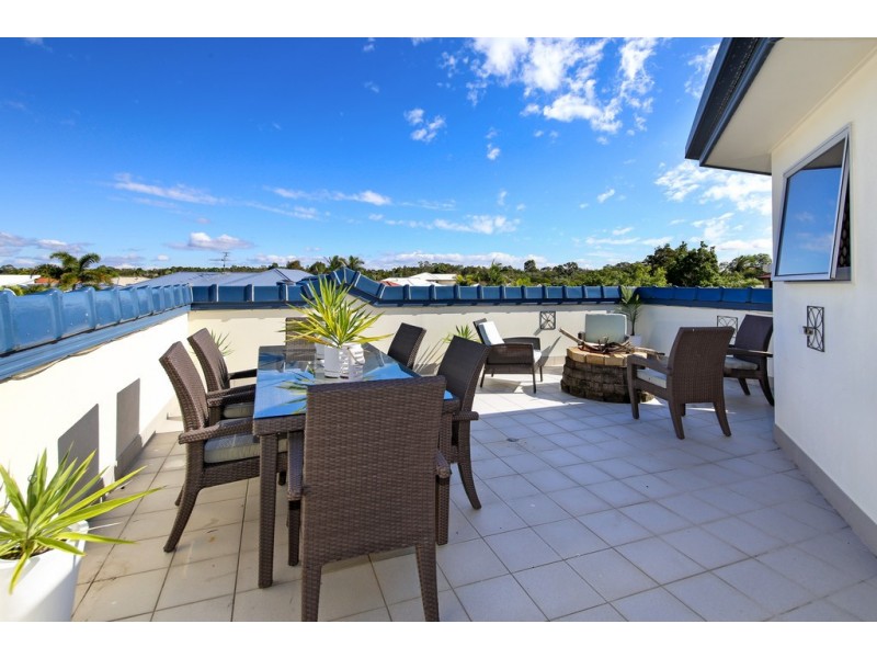 50 KALOWENDHA AVENUE, Pelican Waters QLD 4551