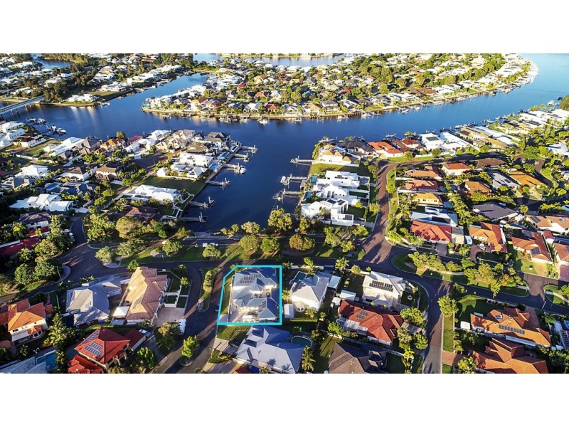 50 KALOWENDHA AVENUE, Pelican Waters QLD 4551