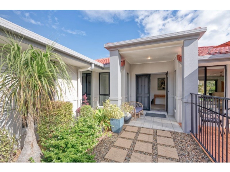 43 Golf Course Drive, Tewantin QLD 4565